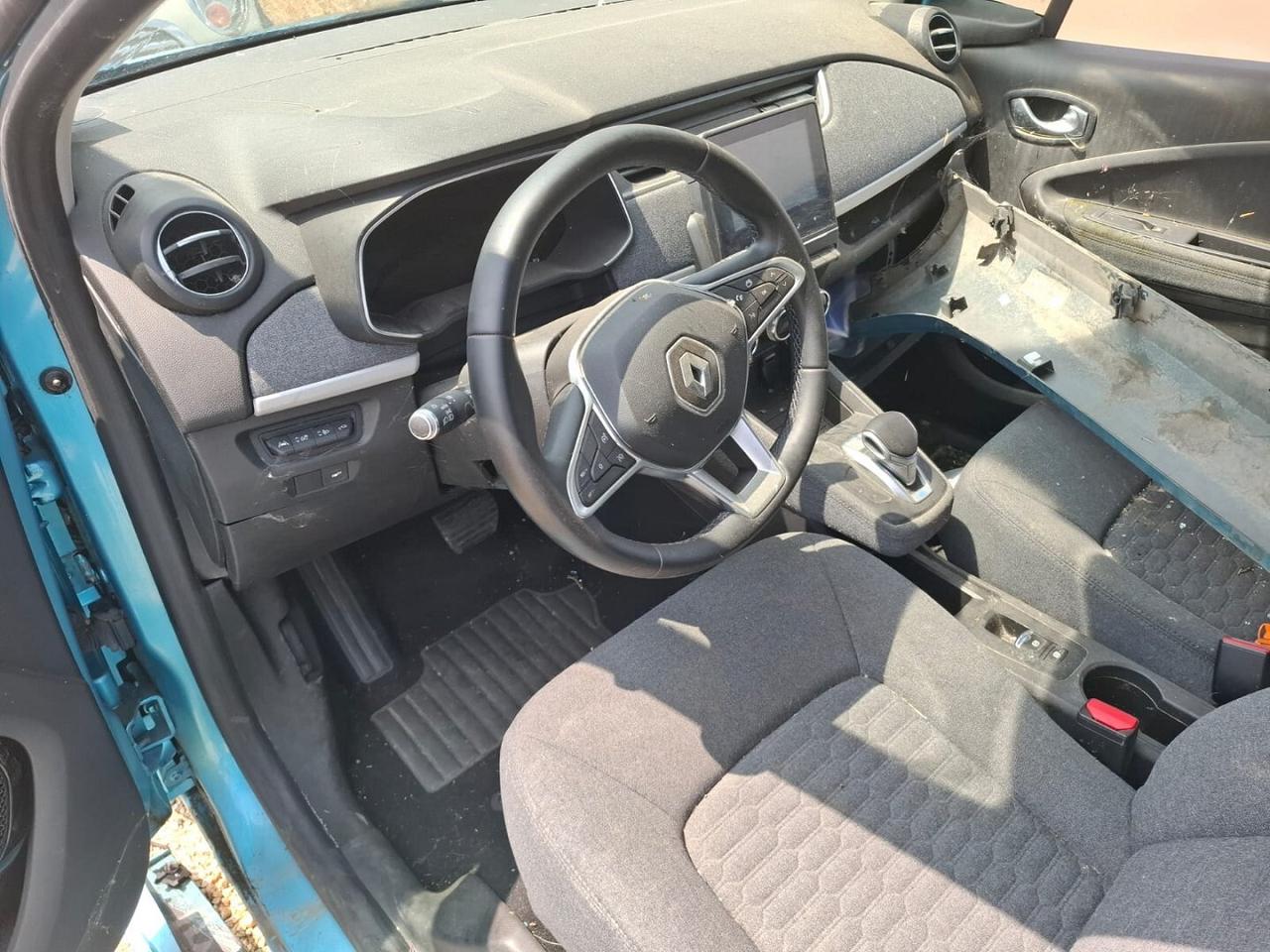 RENAULT ZOE R135 INTENS SINISTRATA FULL ELETTRIC