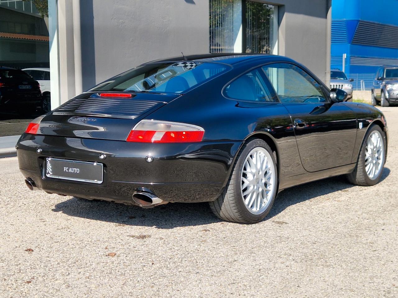 Porsche 911 Carrera cat Coupé