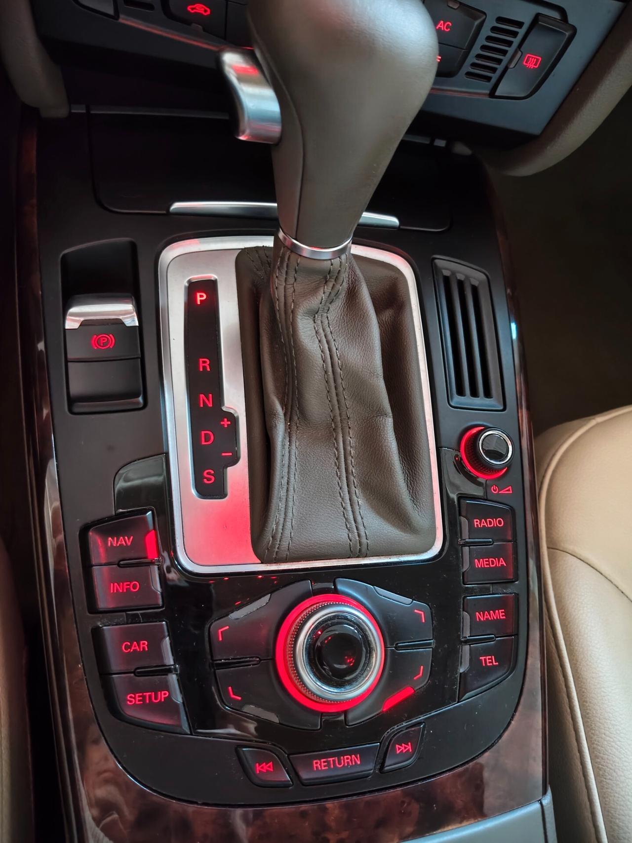 Audi A5 2.0 TFSI 180 CV UNIPRO SOLO 90000KM!!!