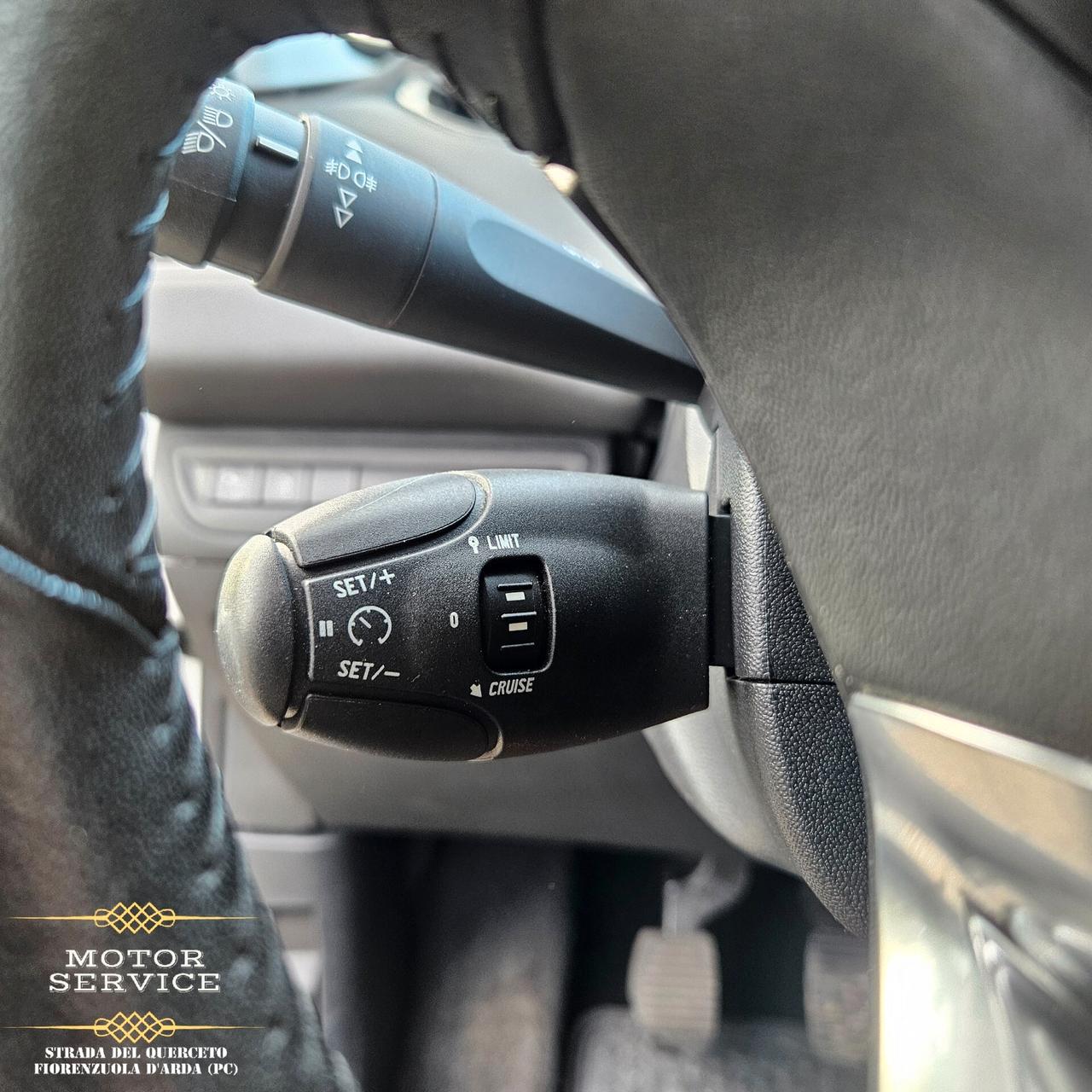 Peugeot 208 1.2 benzina NEOPATENTATI DA 79€ MESE