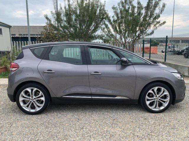 RENAULT Scenic Scénic TCe 140 CV Sport Edition2