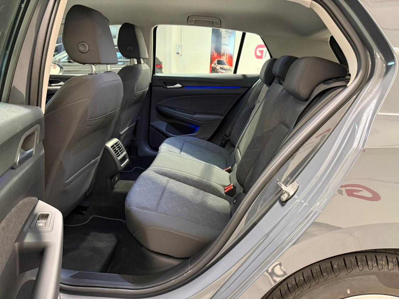 Volkswagen Golf 1.0 eTSI EVO DSG Life