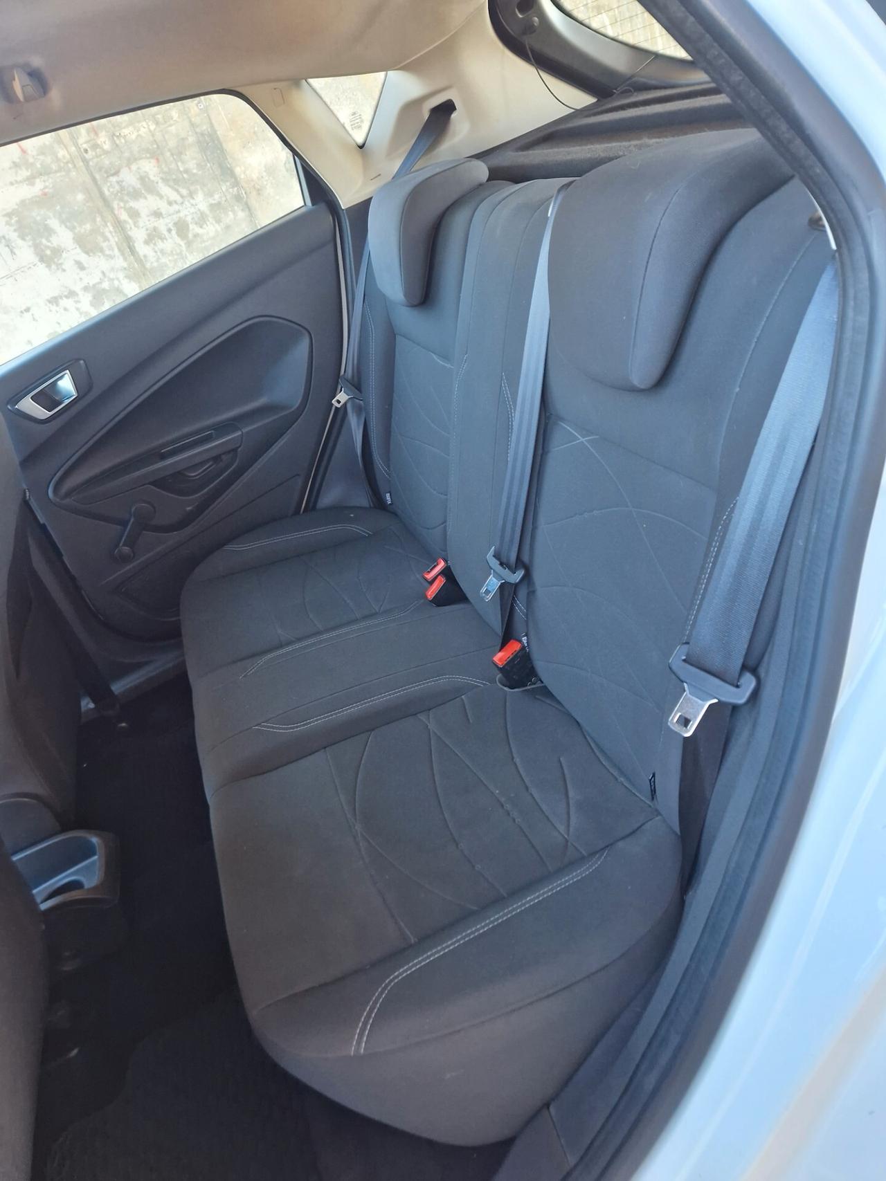 Ford Fiesta 1.0 80CV 5 porte Titanium