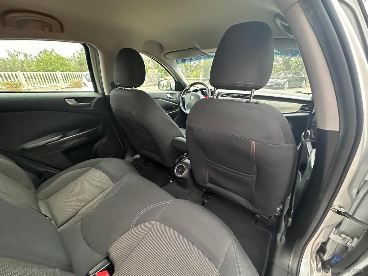 ALFA ROMEO Giulietta 1.6 JTDm-2 120 CV Distinctive