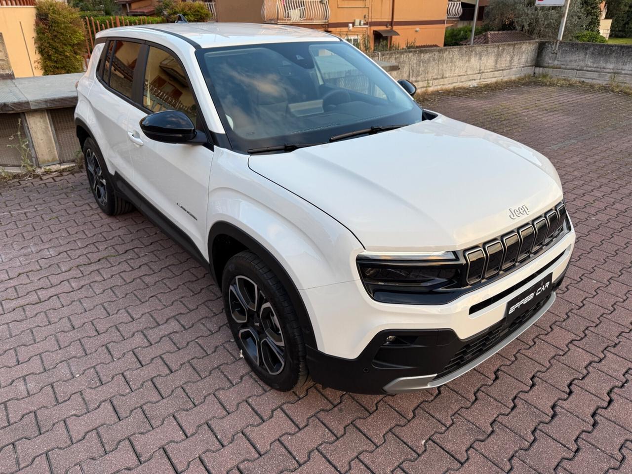 Jeep Avenger 1.2 e-Hybrid 110 cv MHEV Summit