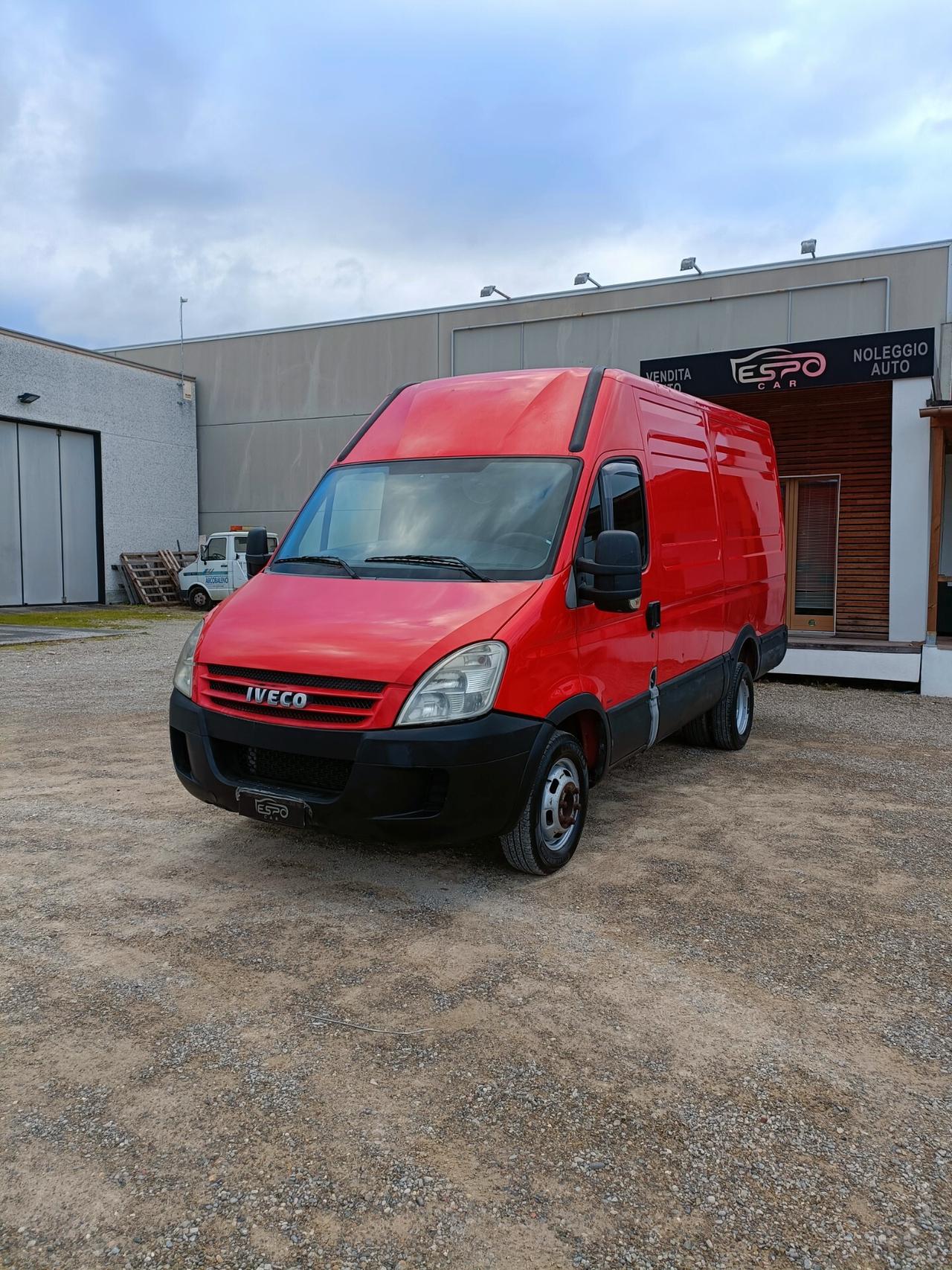 Iveco Daily 3.0 Hpi gemellato