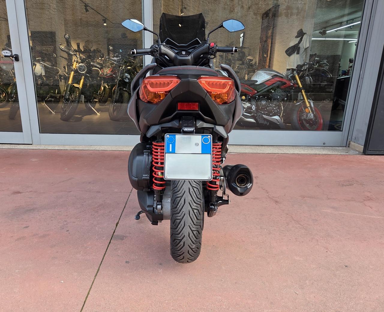 Yamaha X-Max 300 TECH MAX