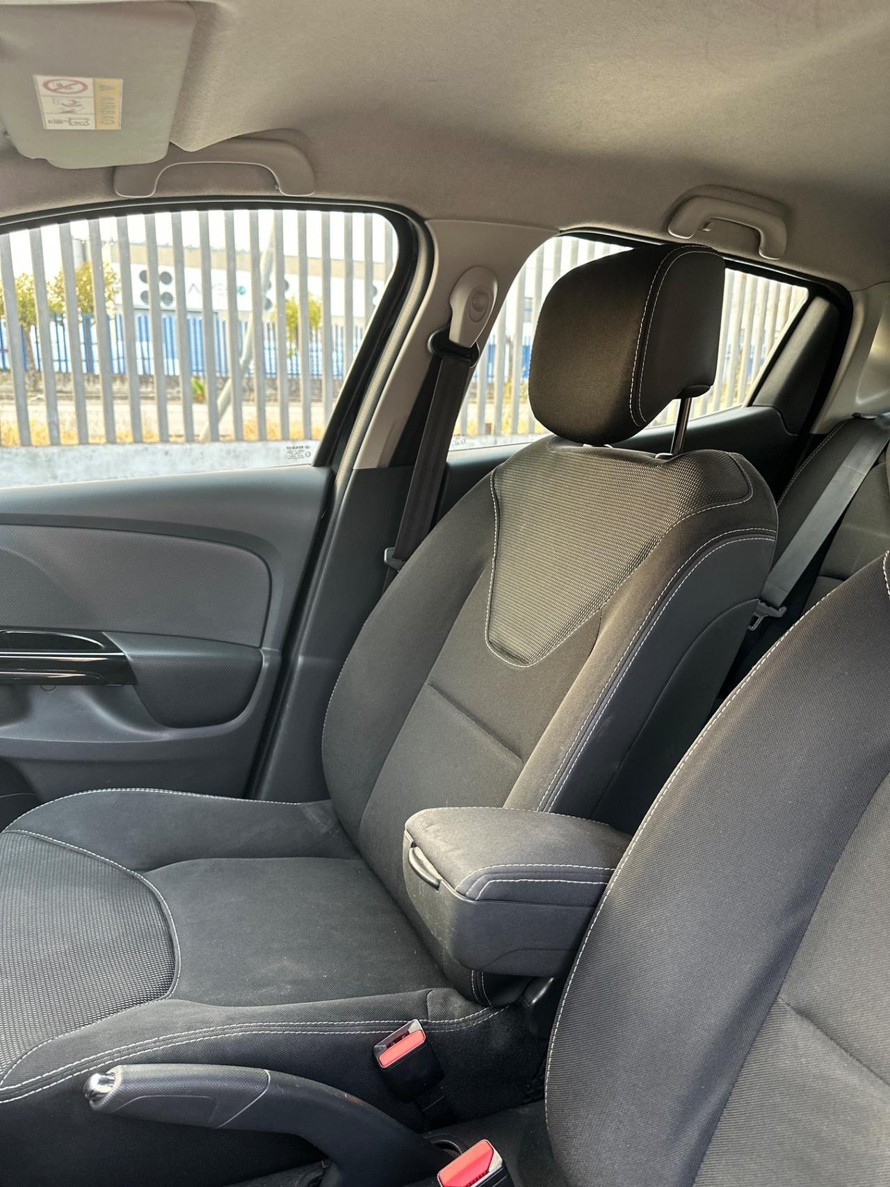 RENAULT CLIO (anno 2014)