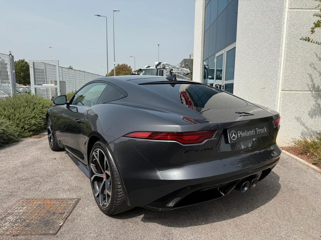 Jaguar F-Type 2.0 aut. Coupé R-Dynamic Black