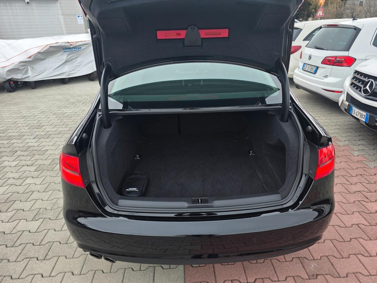 Audi A4 2.0 TDI 150 CV perfetta e garantita 12 mesi