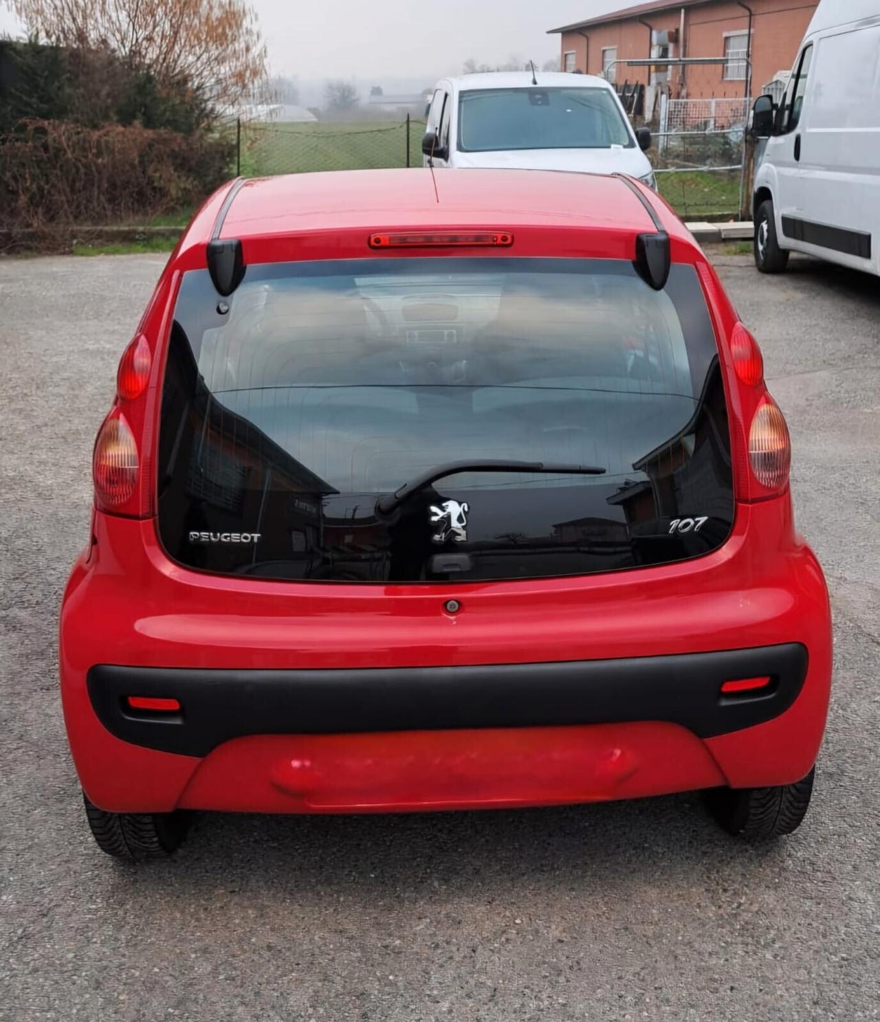 Peugeot 107 1.0 68CV 3p. Access