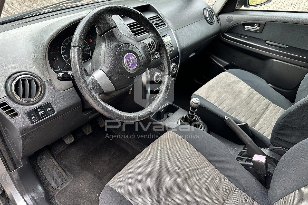 FIAT Sedici 1.9 MJT 4x4 Emotion
