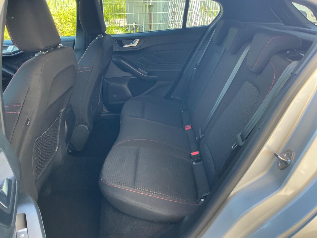 Ford Focus 1.0 Hybrid 155 CV Powershift 5p. ST-Line