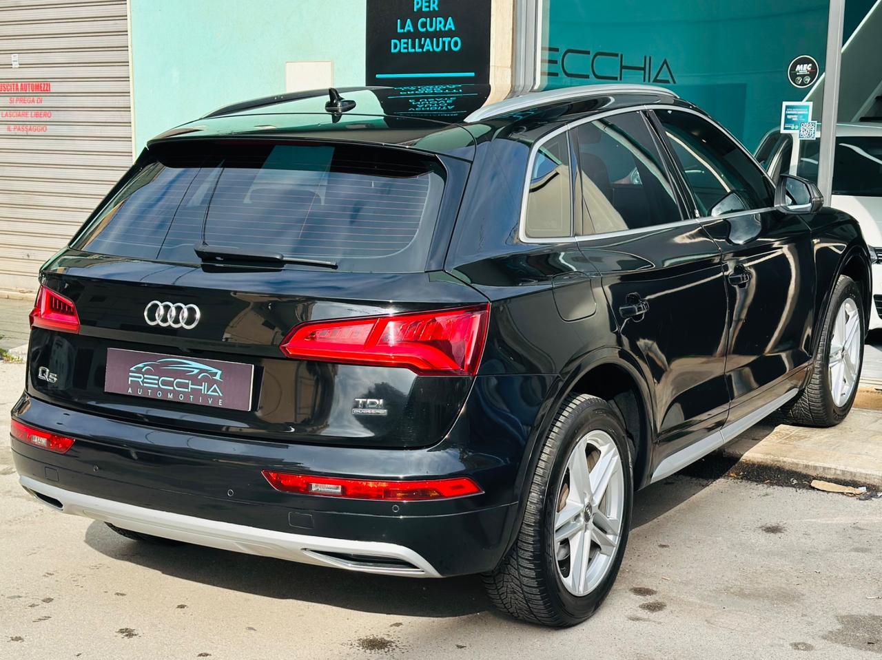 Audi Q5 2.0 TDI 190CV quattro Stronic S-LINE