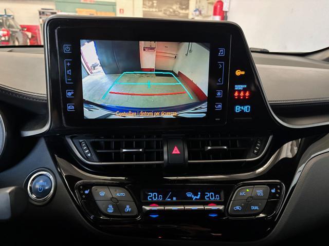 TOYOTA C-HR 1.8 Hybrid E-CVT Business