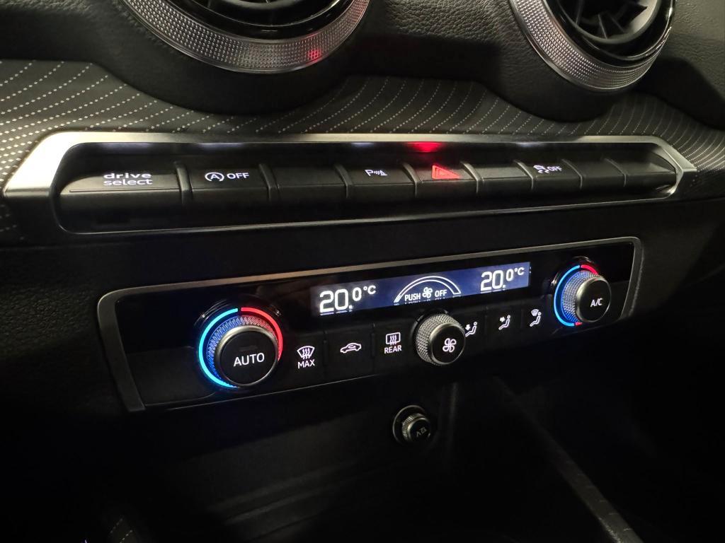 Audi Q2 35 2.0 tdi S line edition s-tronic