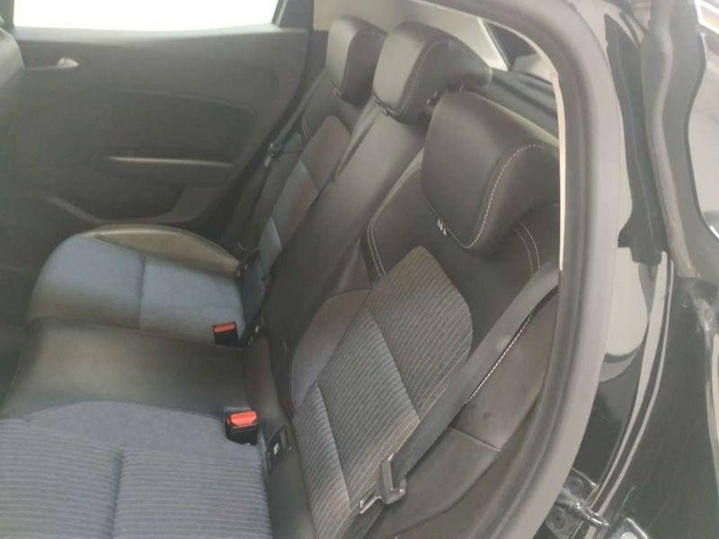 Renault Clio 1.6 E-Tech hybrid Intens 140cv auto my21
