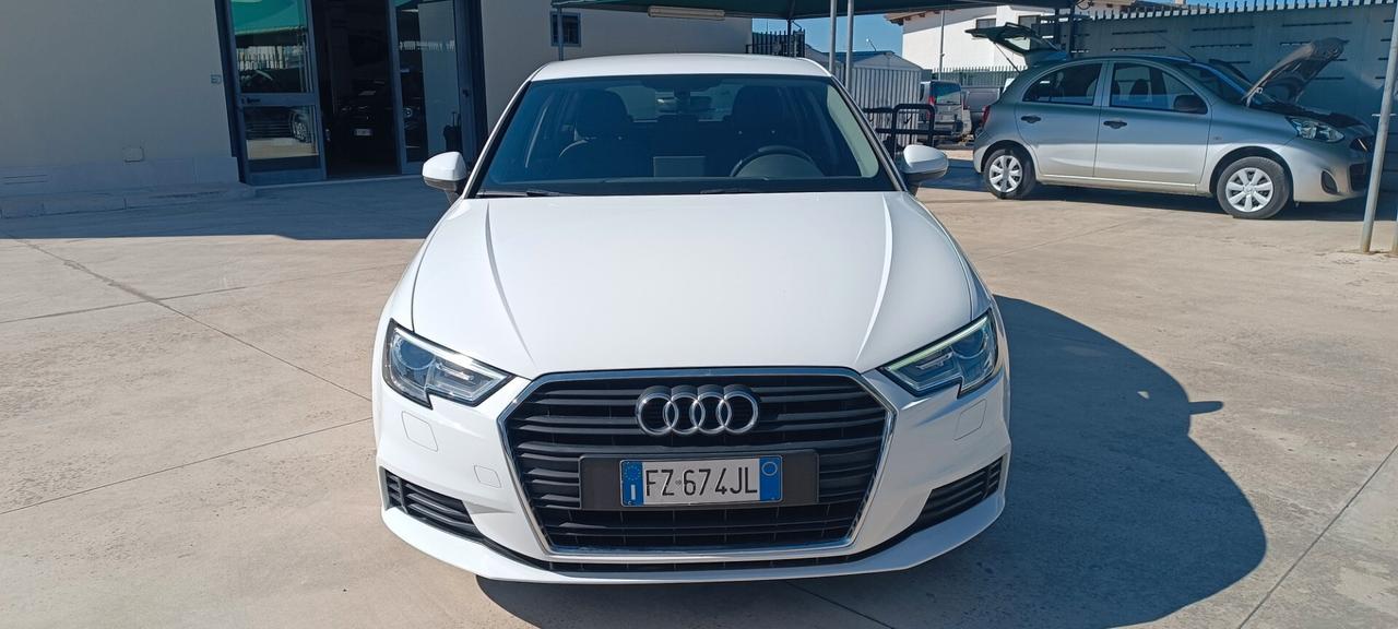 Audi A3 SPB 30 TDI Business