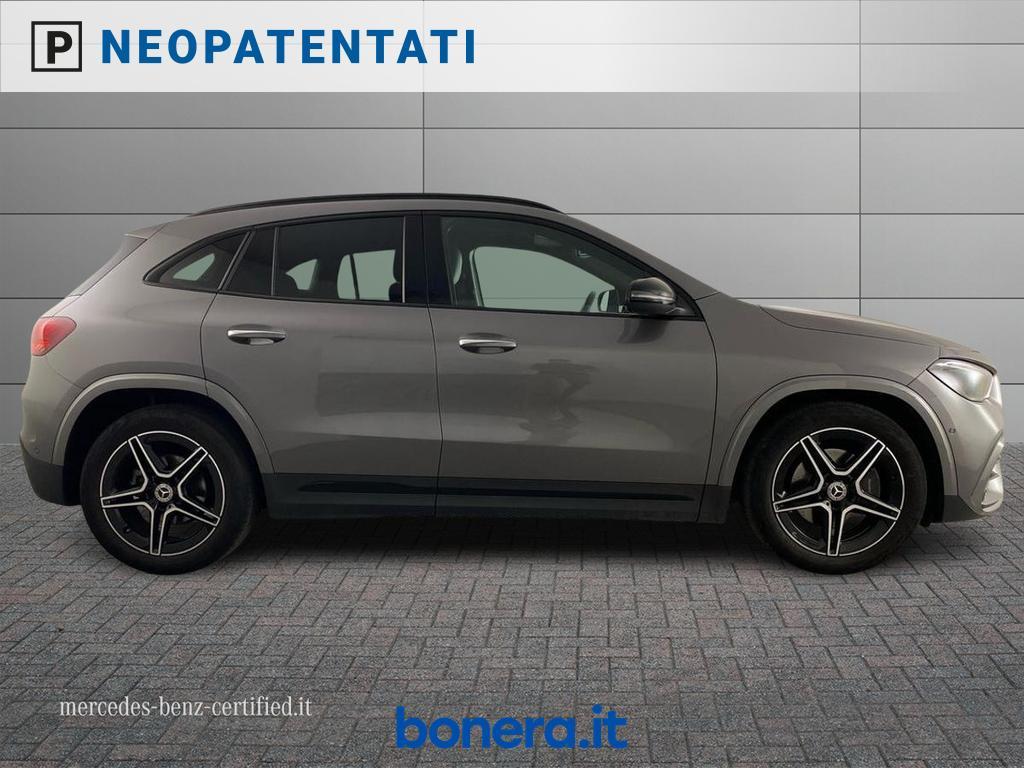 Mercedes GLA 180 180 D AMG Line Premium Plus 8G-DCT