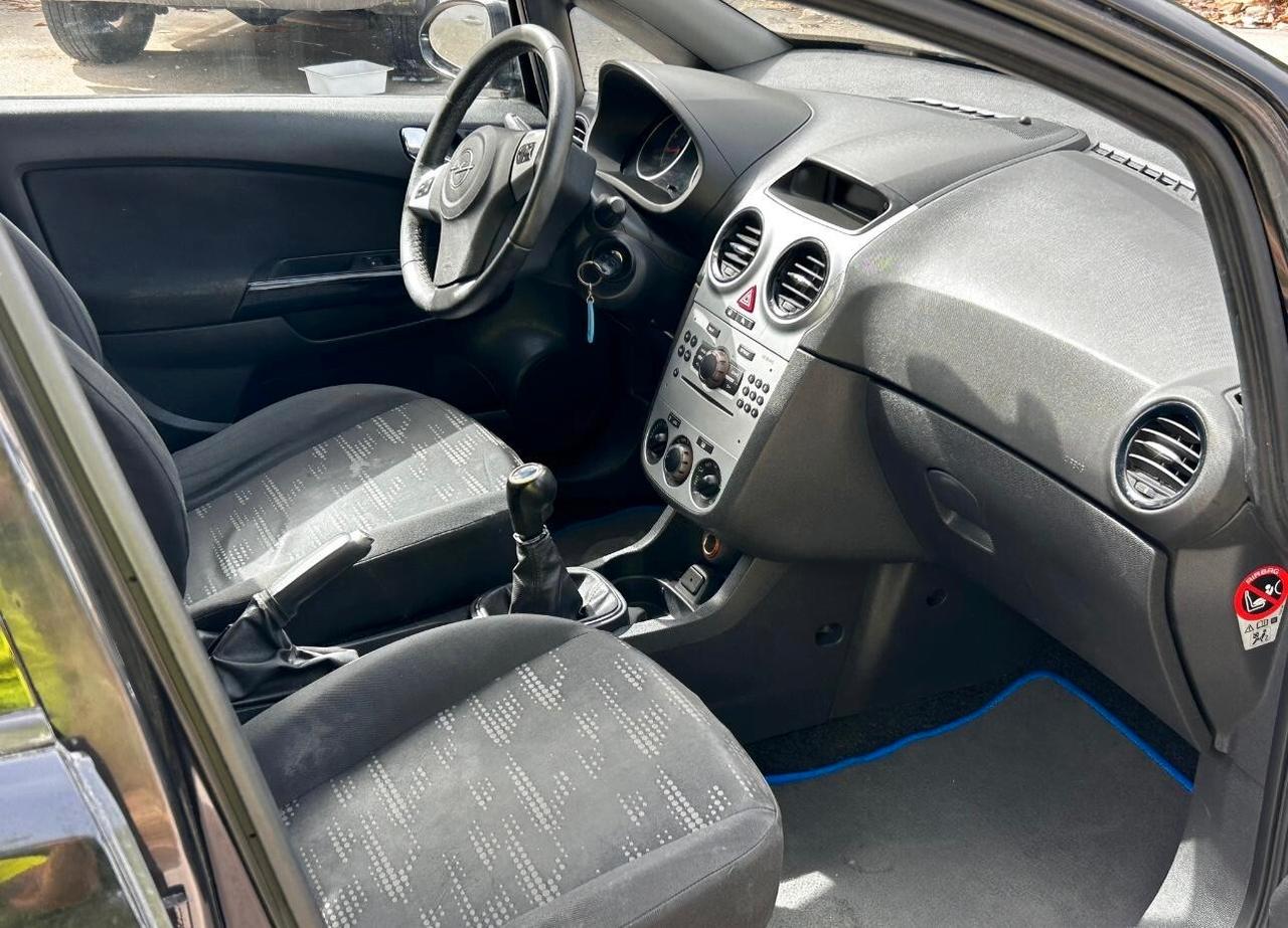 Opel Corsa 1.2 85CV 5 porte GPL - 2013