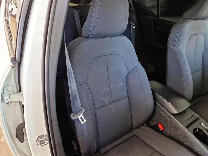 VOLVO XC40 T2 AUTOMATICO MOMENTUM PRO SUV