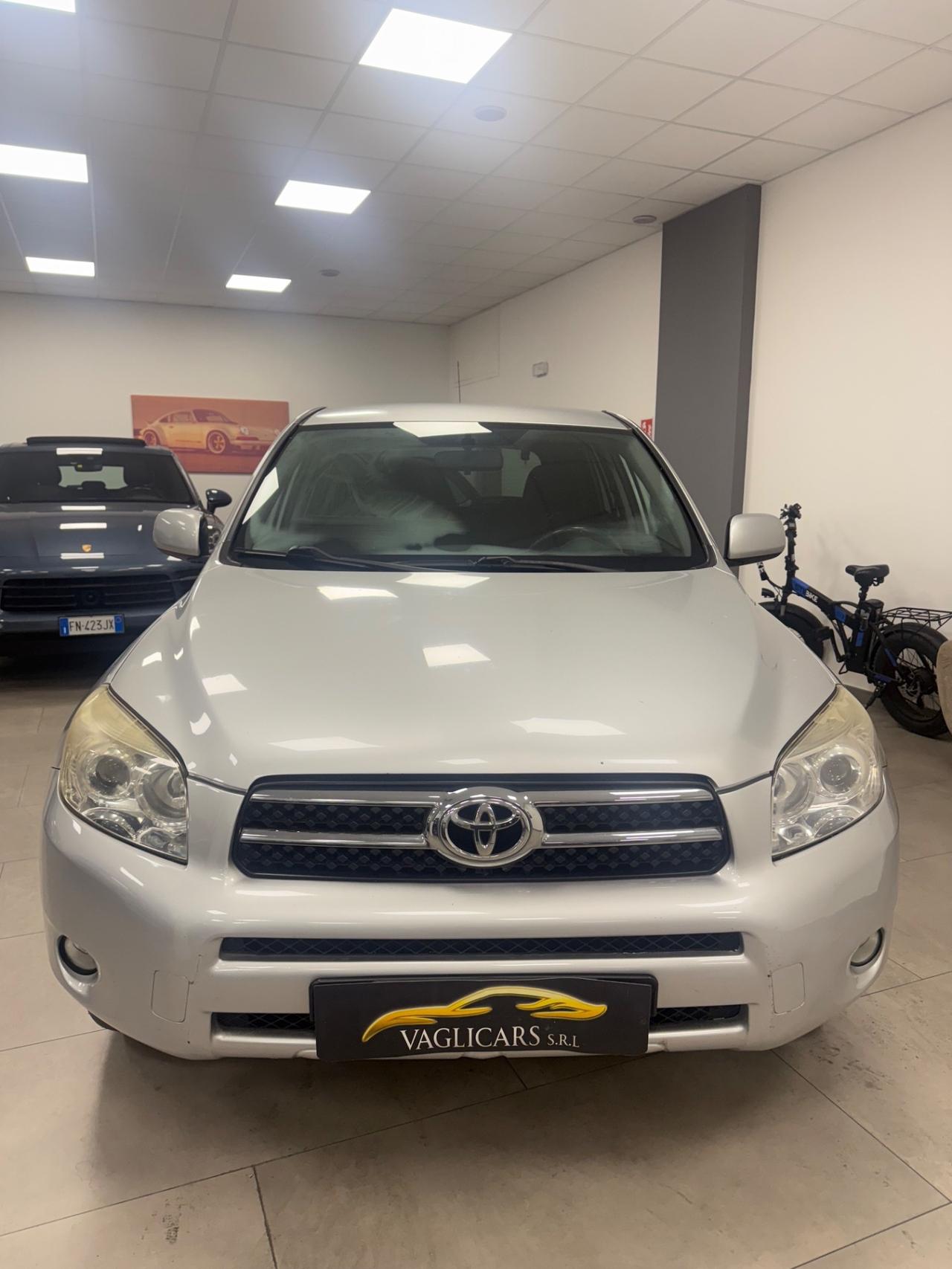 Toyota RAV 4 RAV4 Crossover 2.2 D-4D 136 CV Sol
