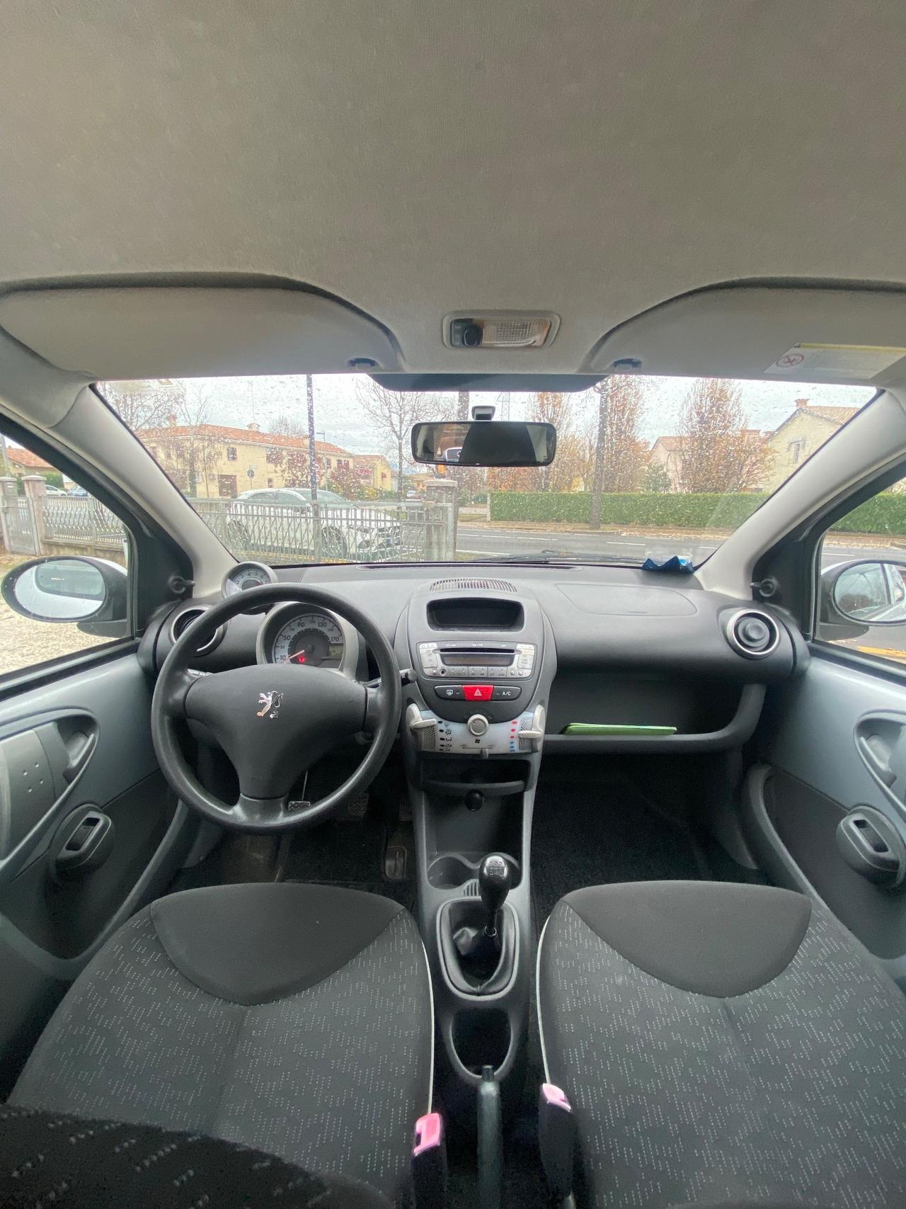 Peugeot 107 1.0 68CV 5p. Sweet Years