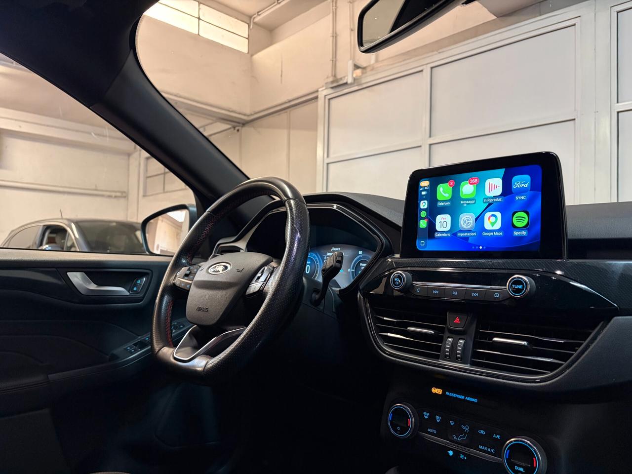 Ford Kuga 2.5 Full Hybrid 190 CV CVT 2WD ST-Line