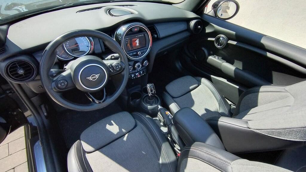 Mini Cooper D Cabrio 1.5 Cooper D Hype Auto