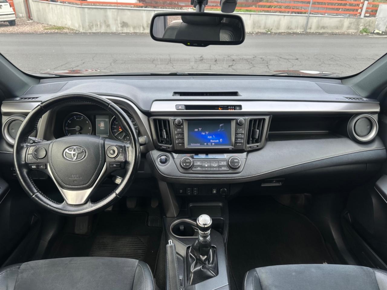 Toyota RAV4 2.0 D-4D 2WD Lounge