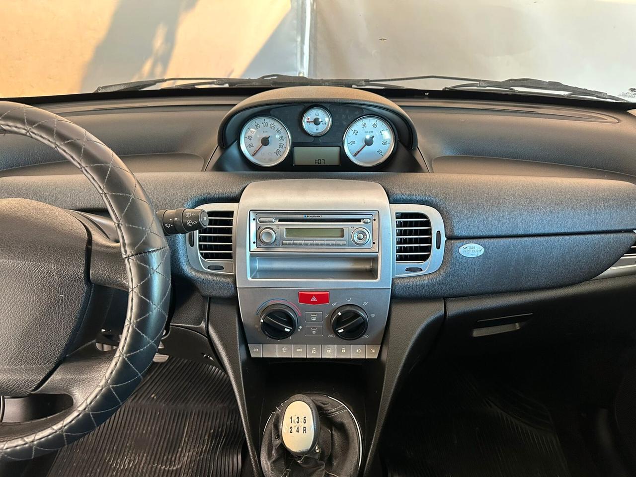 Lancia Ypsilon 1.2 Versus