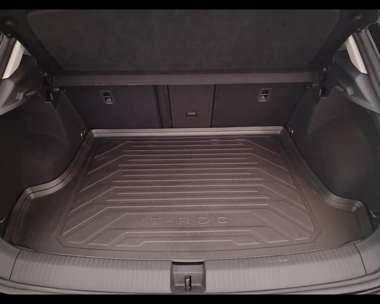 VOLKSWAGEN T-Roc 2022 - T-Roc 1.0 tsi Life 110cv