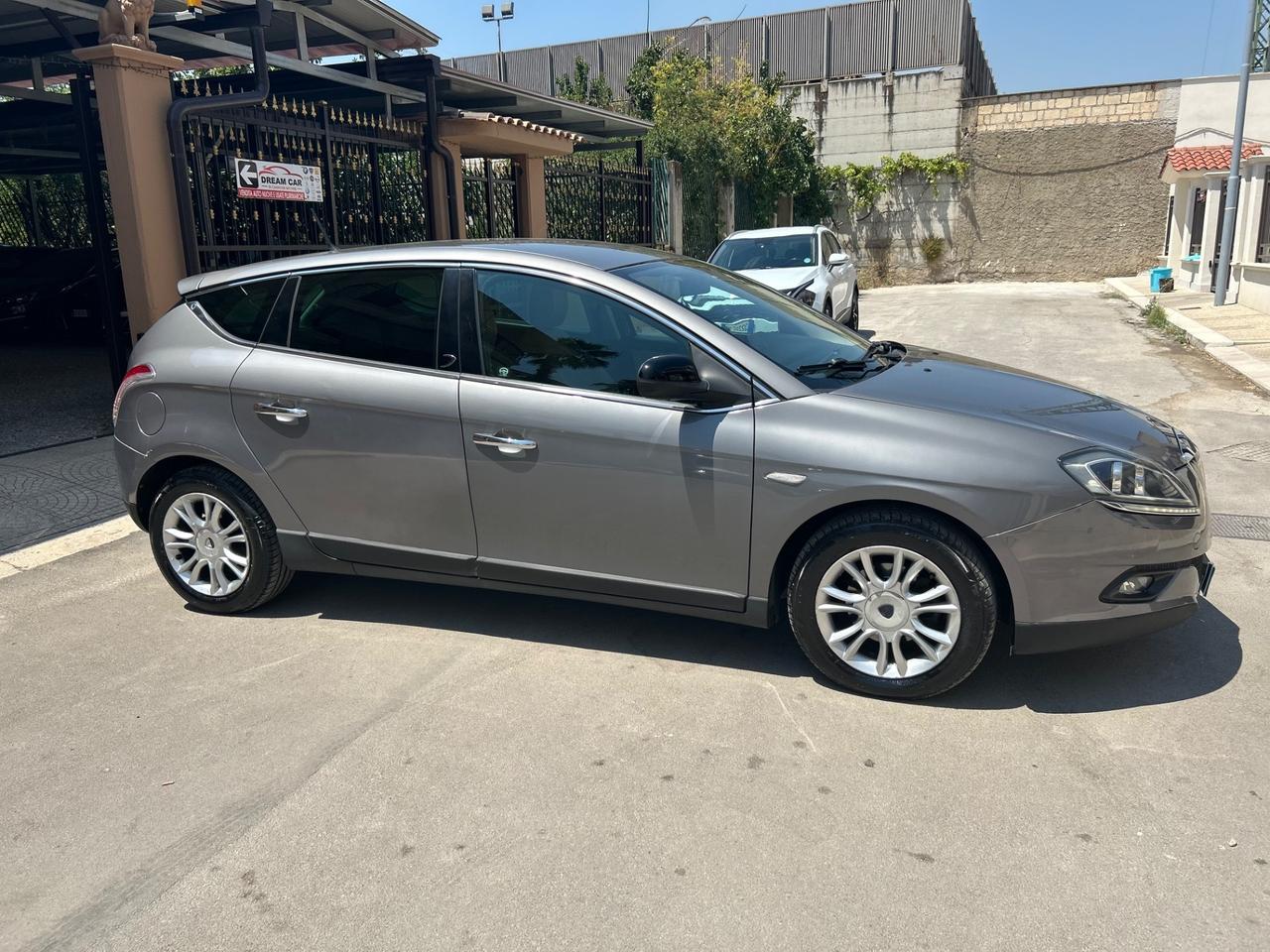 Lancia Delta 1.6 MJT DPF Gold