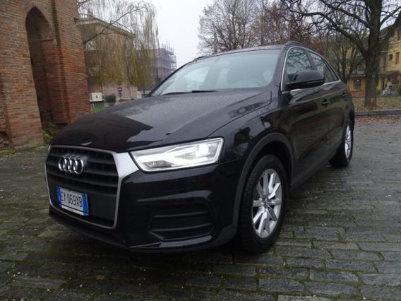 AUDI Q3 2.0 TDI 150 CV Business