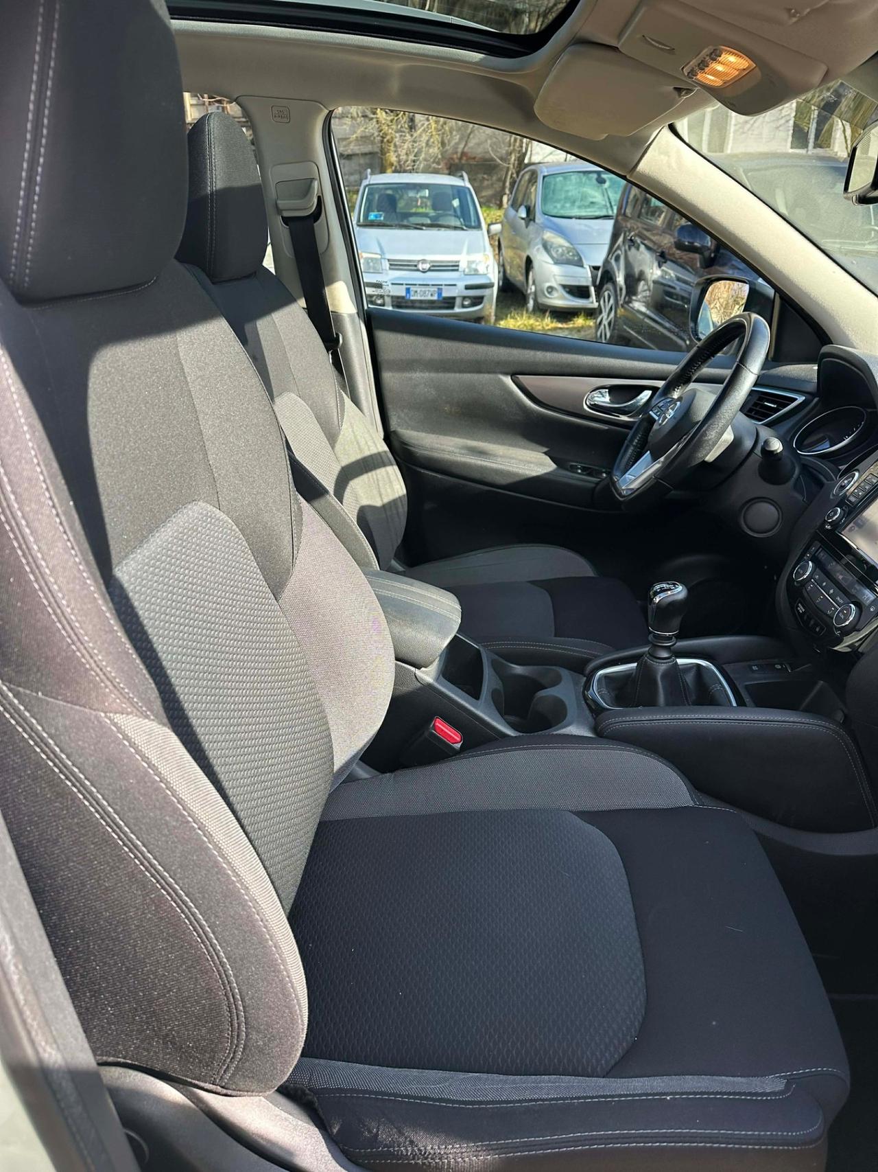 Nissan QASHQAI 1.5 dCi TEKNA EU6B TETTO FULLOPT KMCERT