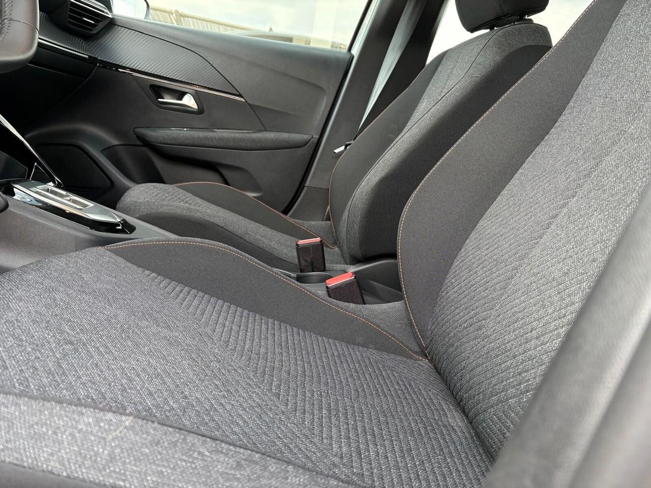 Peugeot 208 BUSINESS Hybrid 110 e-DCS6 SPOTICAR