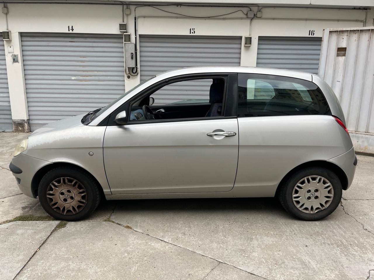 Lancia Ypsilon 1.2 OK NEOPATENTATI