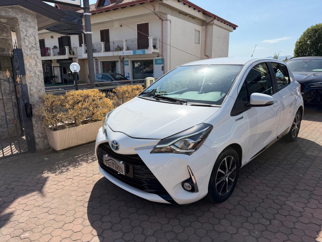 Toyota Yaris 1.5 Hybrid 5 porte Active