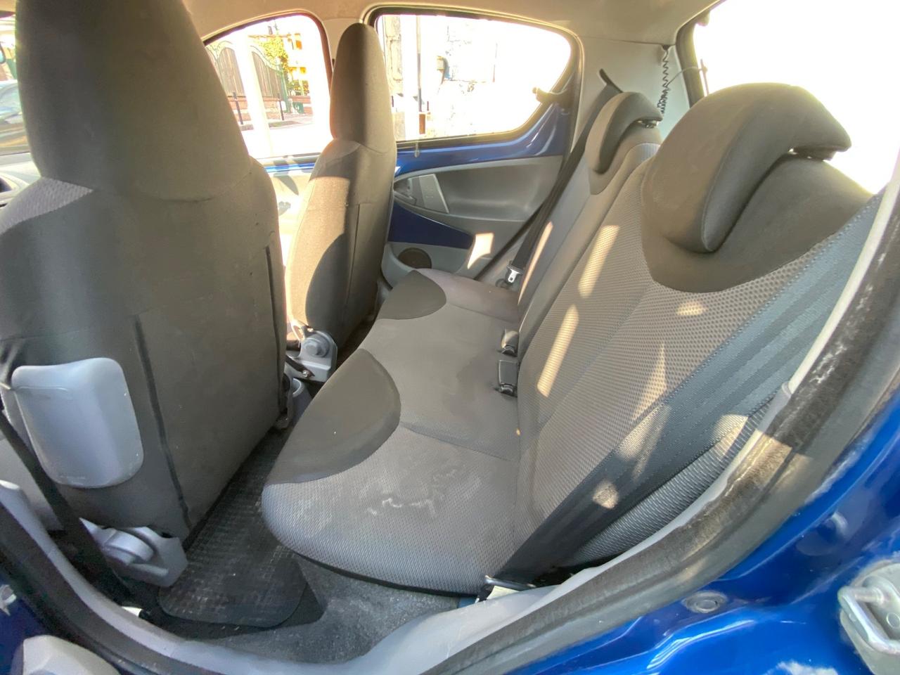 Toyota Aygo 1.0 12V VVT-i 5 porte AUTOMATICO