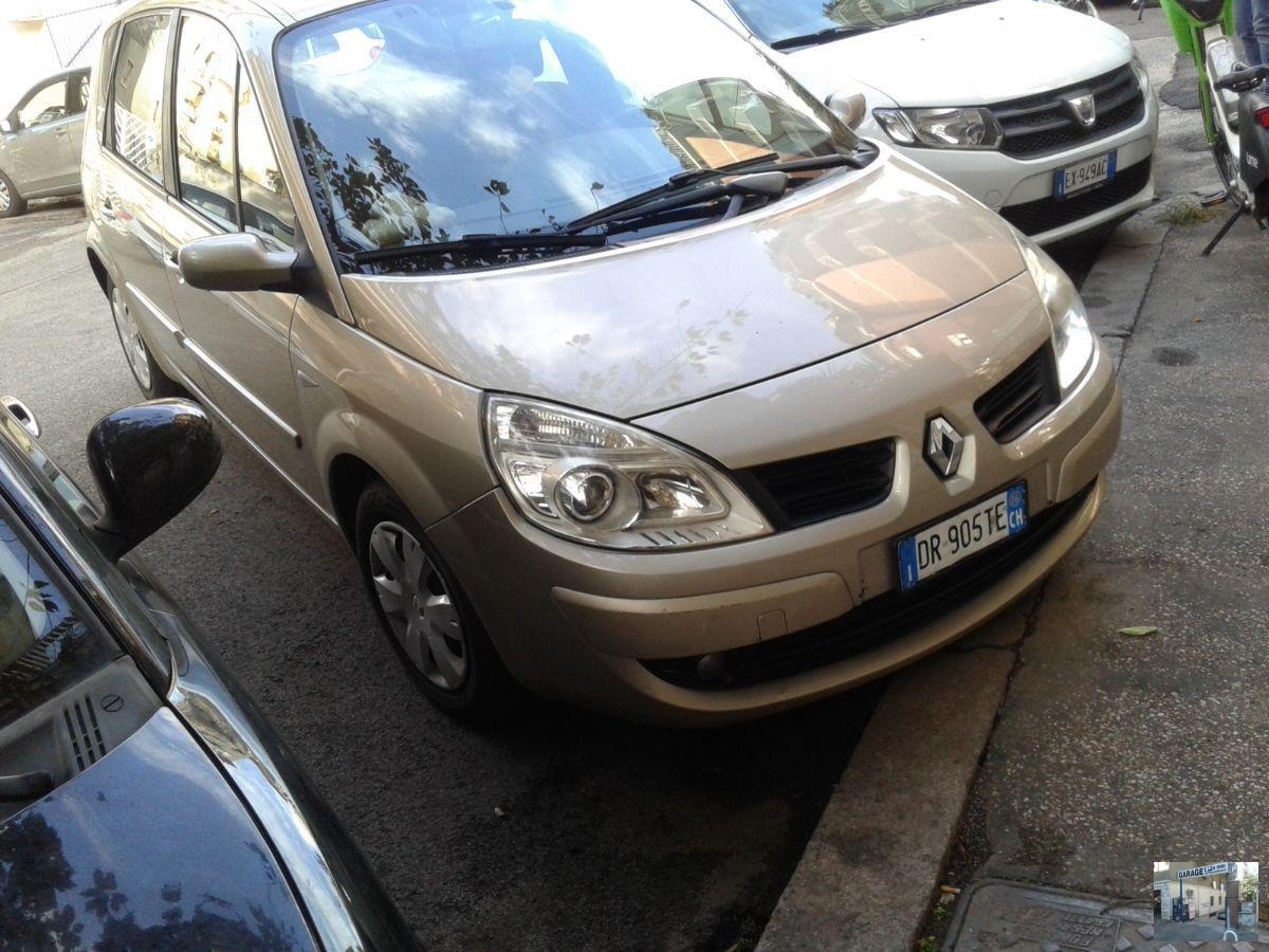 RENAULT - Scénic - 1.5 dCi/105CV SS PlayStat.Port.