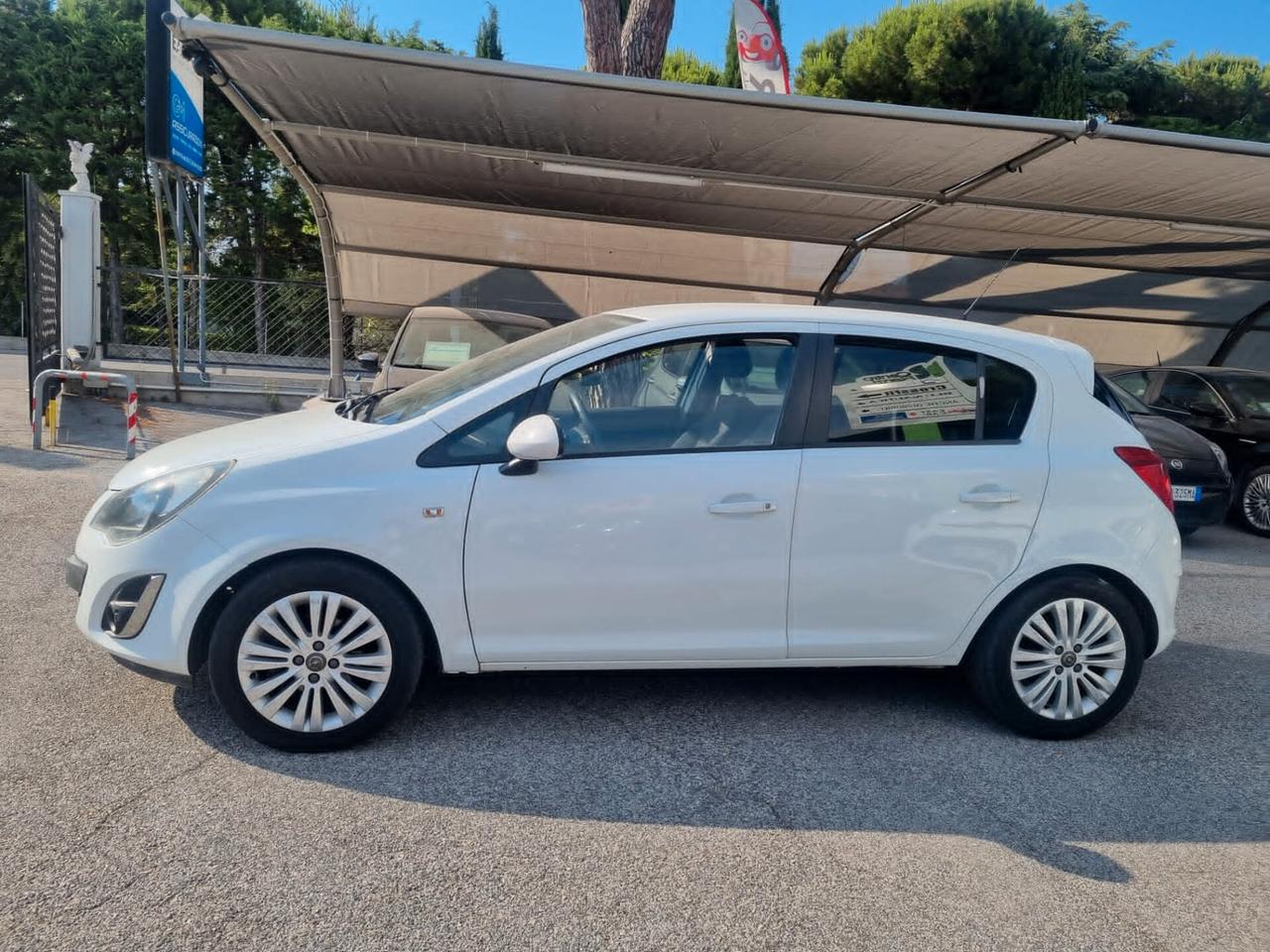 Opel Corsa 1.2 85CV 5 porte GPL-TECH Edition