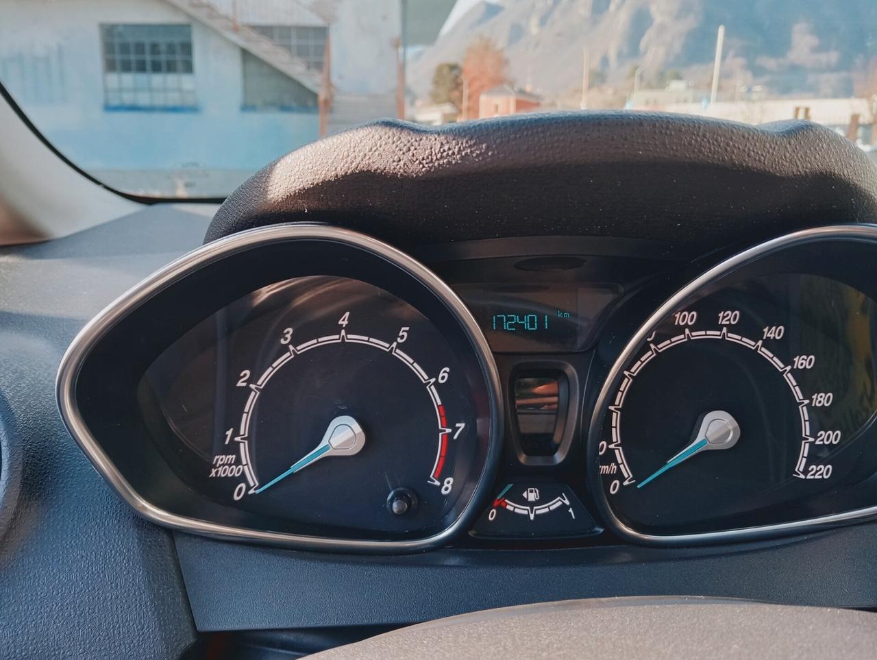 Ford Fiesta 1.4 3 porte Bz.- GPL Black & White Edition