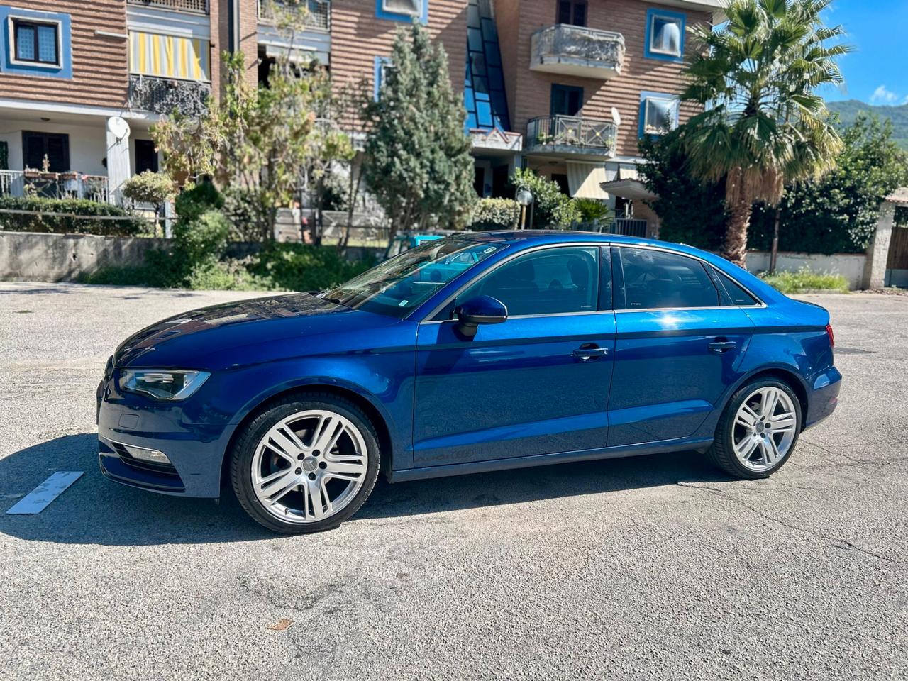Audi A3 sedan SPB 1.6 TDI clean diesel Ambition