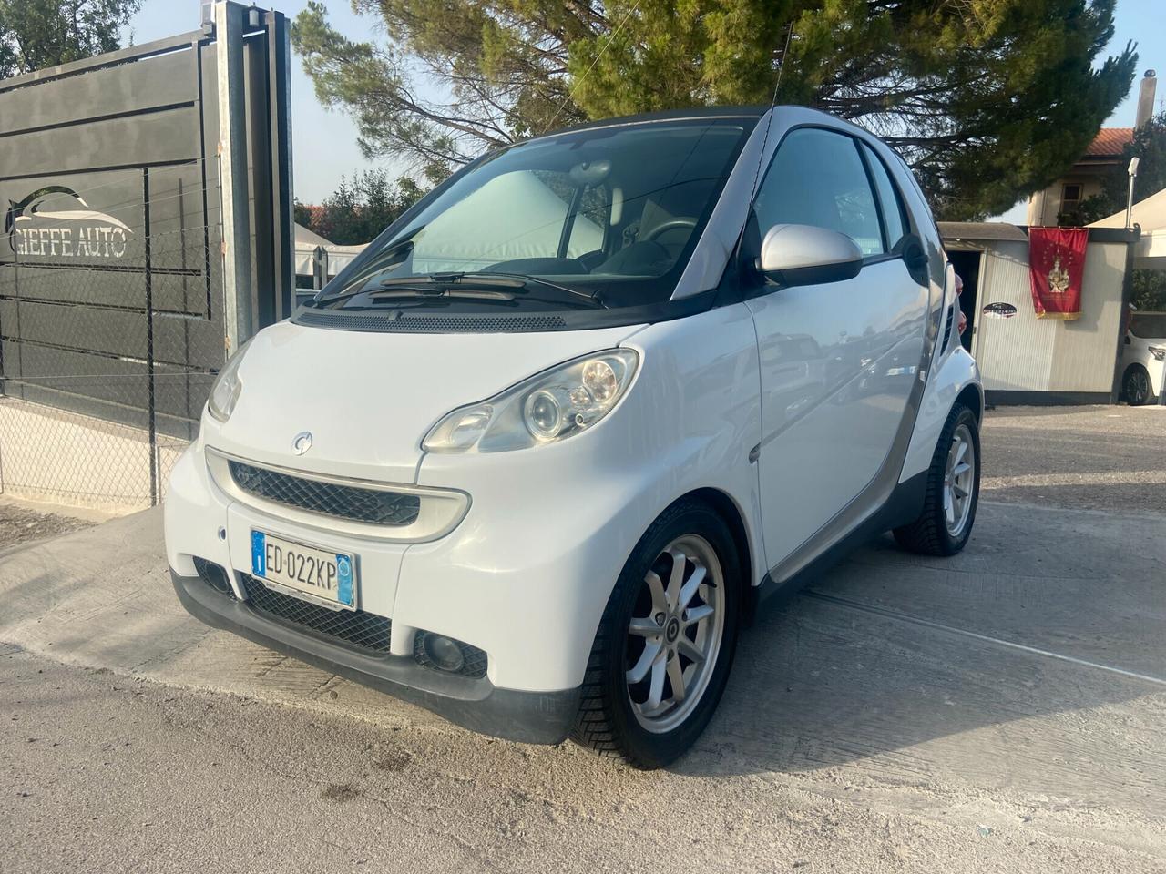 Smart ForTwo 1000 52 kW coupé passion