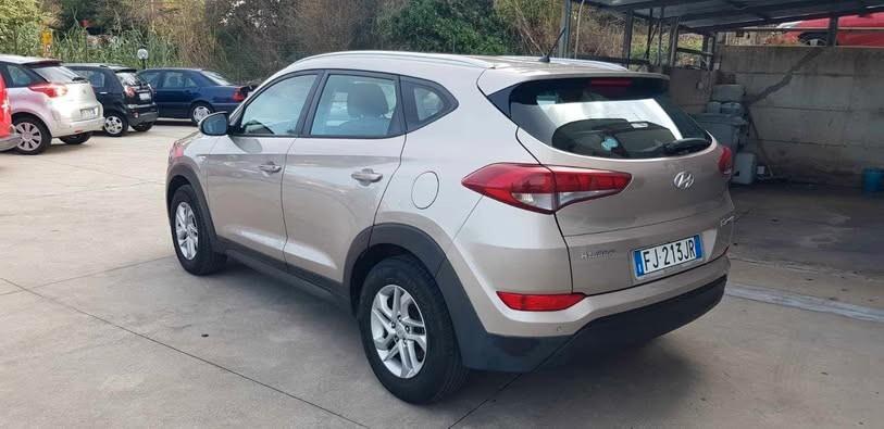 Hyundai Tucson 1.7 CRDi Comfort KM 77000