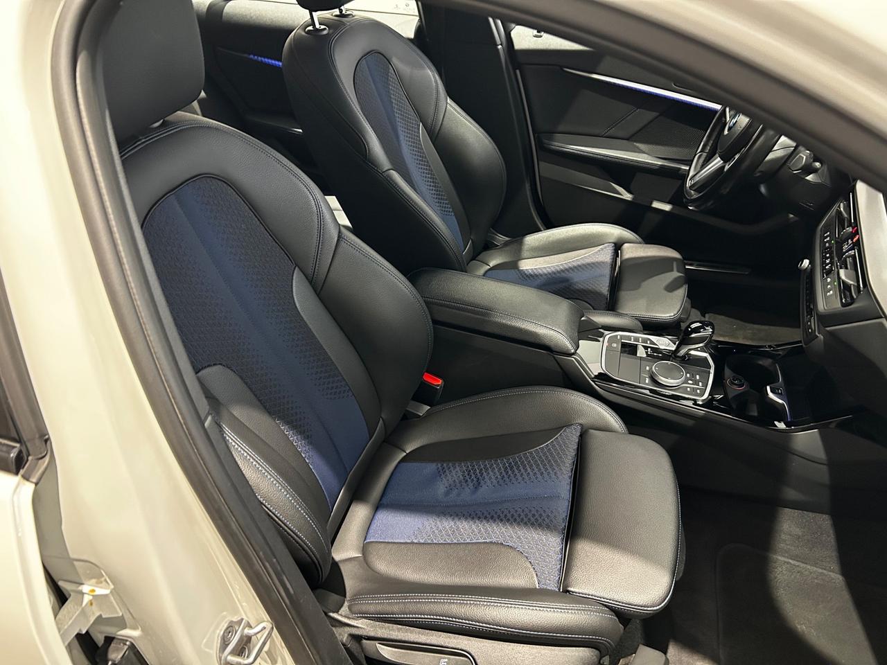 Bmw 118 118d 5p. Msport