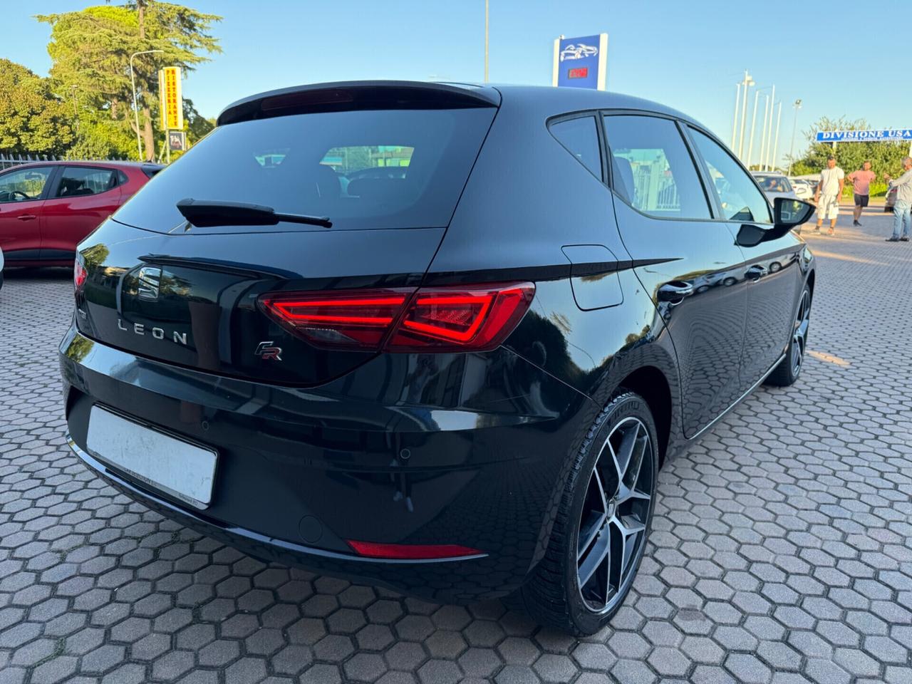 Seat Leon 1.5 TGI DSG 5p. FR