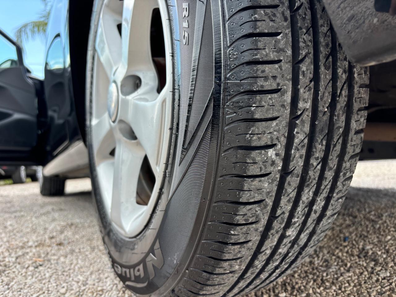 VOLKSWAGEN GOLF 1.6 TDI 90 CV TRENDLINE