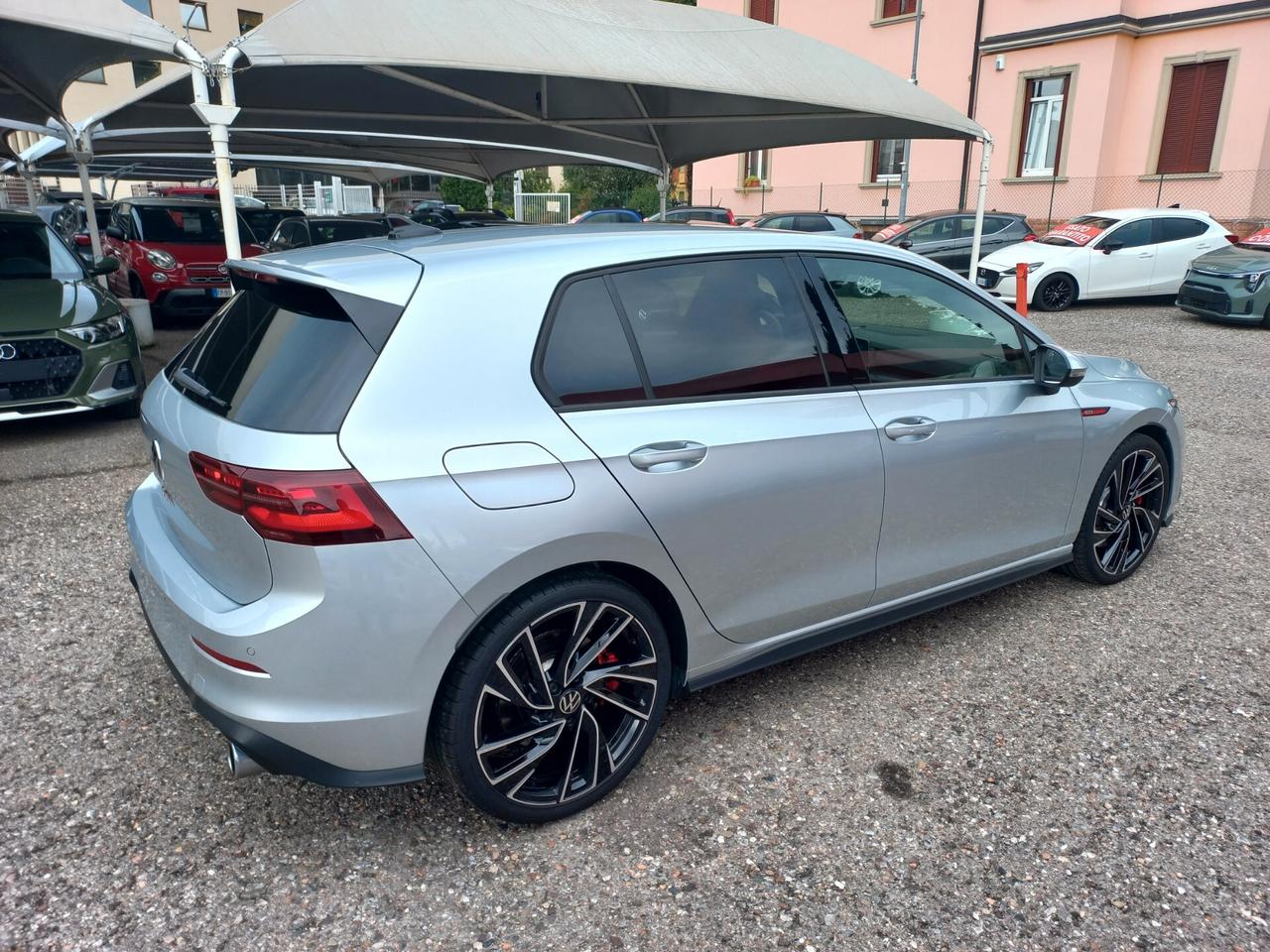Volkswagen Golf GTI 2.0 TSI DSG