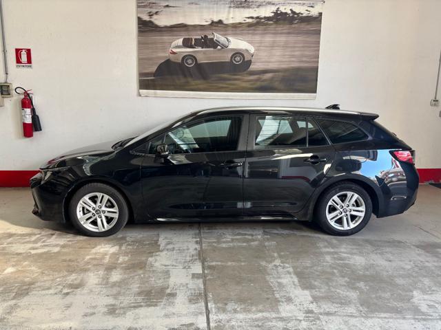 TOYOTA Corolla Touring Sports 1.8 Hybrid Business